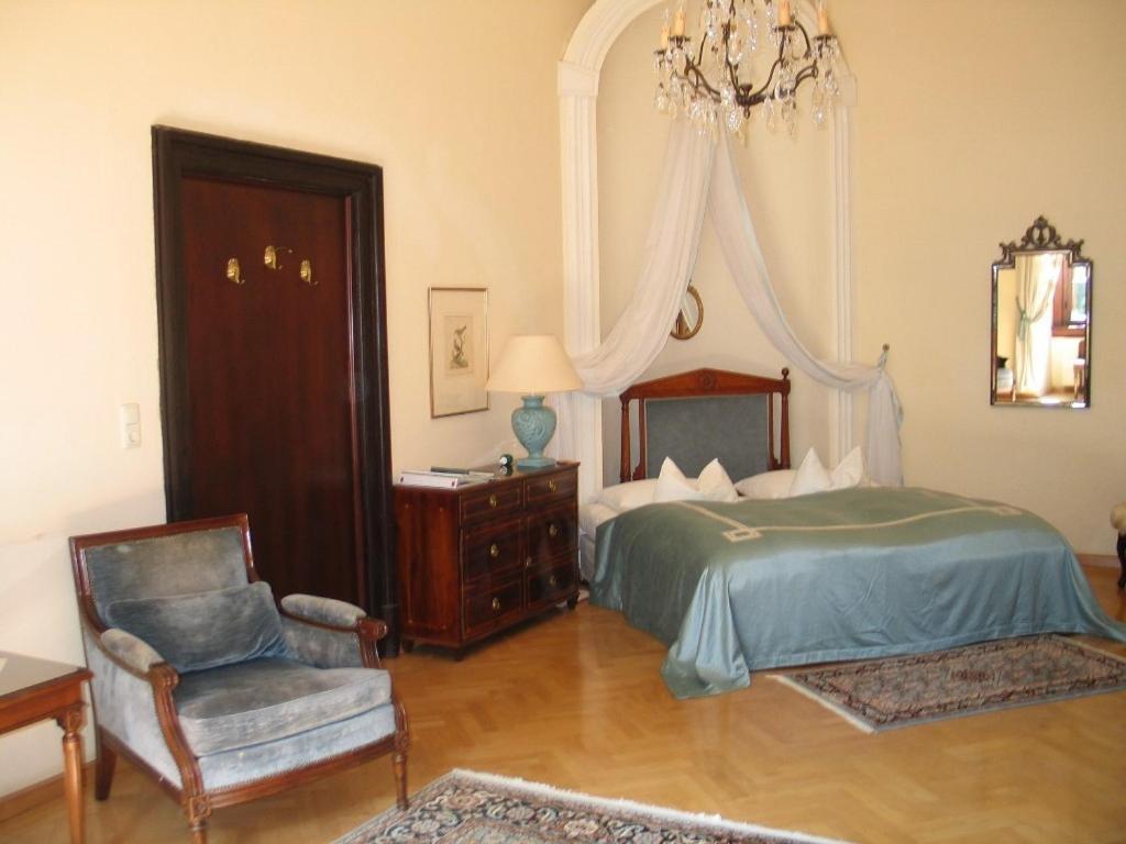 Schlosshotel Obermayerhofen Sebersdorf Szoba fotó